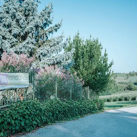 Апартаменты Cascina Bringin Мондови